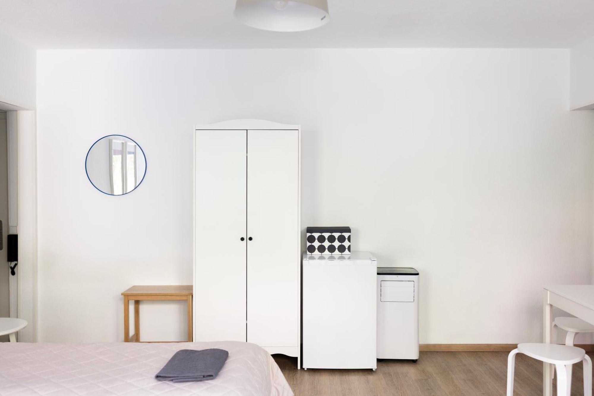 Central Apartment With Terrace And A Free Parking Дуйсбург Екстериор снимка