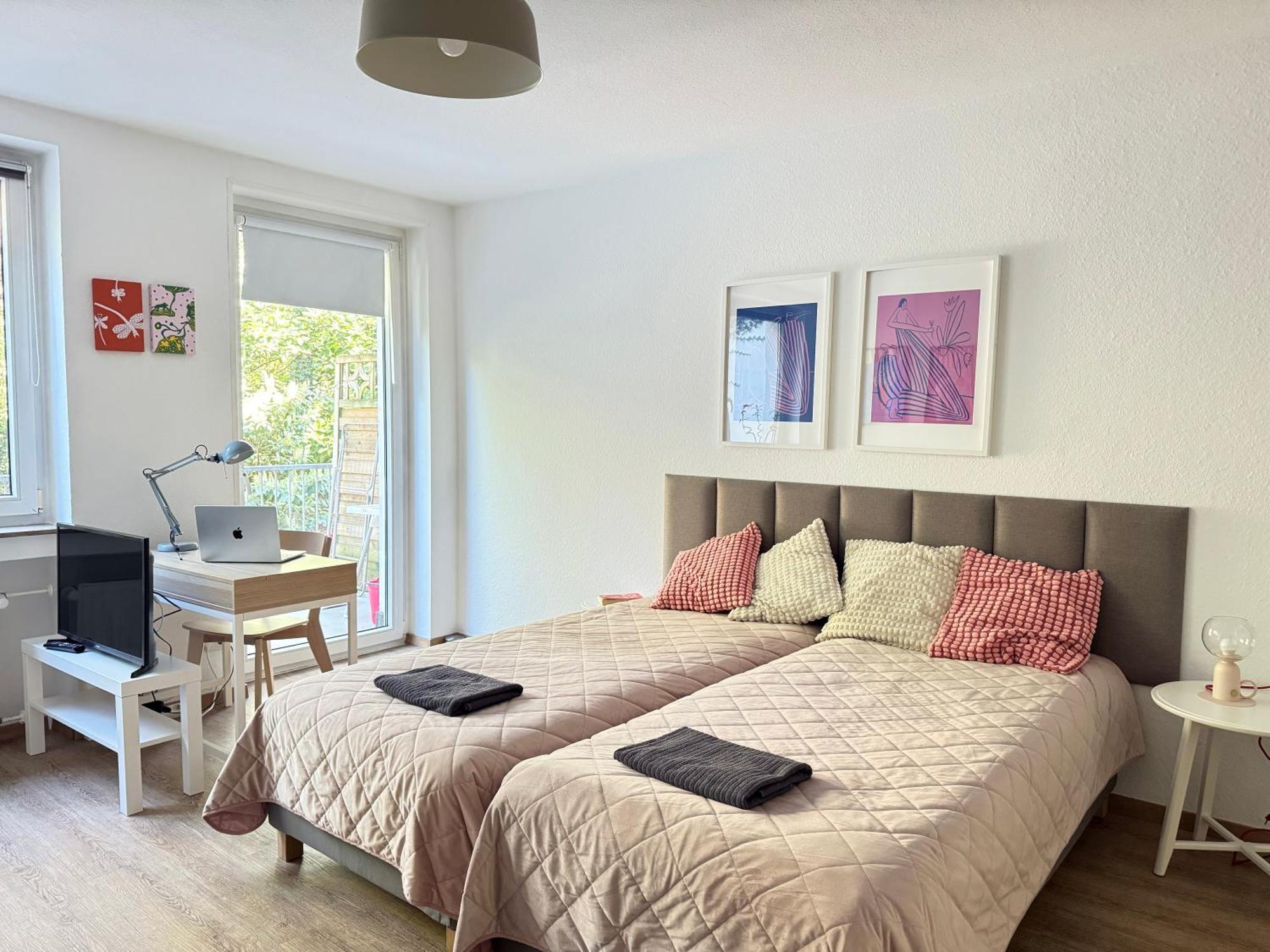 Central Apartment With Terrace And A Free Parking Дуйсбург Екстериор снимка